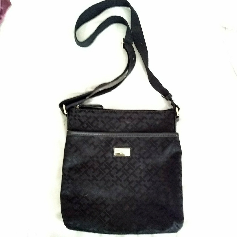 Tommy Hilfiger crossbody bag